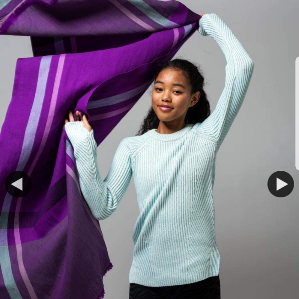 Ivivva scarf - Picture 3 of 5
